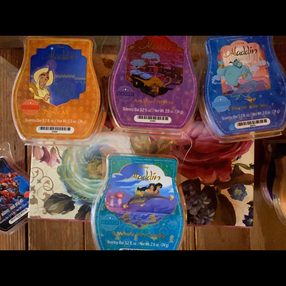 Aladdin Scentsy Warmer Melts